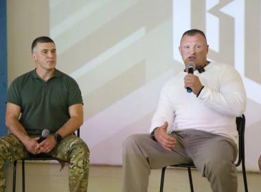 Известные кикбоксеры провели мастер-класс для чувашских курсантов