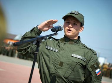 Курсанты Центра «ВОИН» из шести регионов поздравили россиян с Днём молодёжи