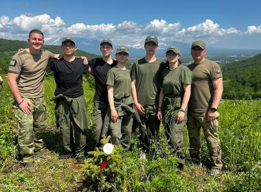 Курсанты камчатского Центра «ВОИН» приняли участие в акции «Сад памяти»