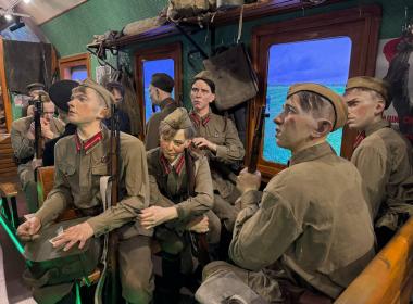 Инструкторы и курсанты филиала Центра «ВОИН» посетили передвижную выставку-музей «Поезд Победы».