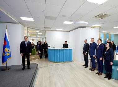 Глава Минвостокразвития России наградил Центр «ВОИН» за вклад в проведение Восточного экономического форума