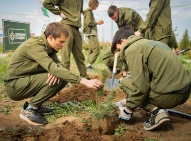 Курсанты Центра «ВОИН» приняли участие в акции «Сад памяти» в честь Дня Земли