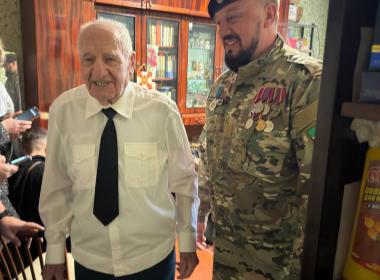 Встреча инструктора Центра «ВОИН» — участника СВО и ветерана Великой Отечественной войны